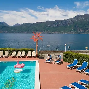3* Hotel Caribe - Garda Collection