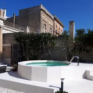 Alojamento de Acomodação e Pequeno-almoço Dimora Charleston Parcheggio Privato In Loco Gratis **